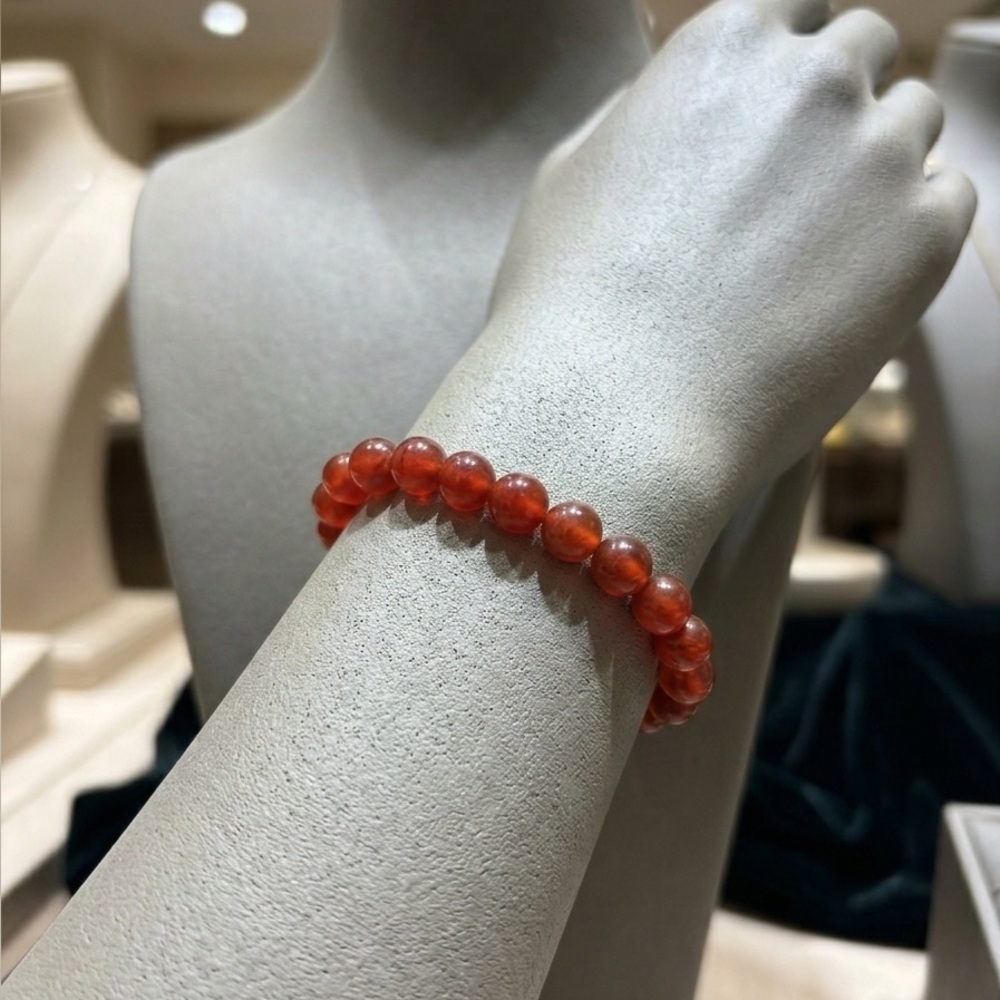 Red Beaded Bracelet - Picture 3 of 3